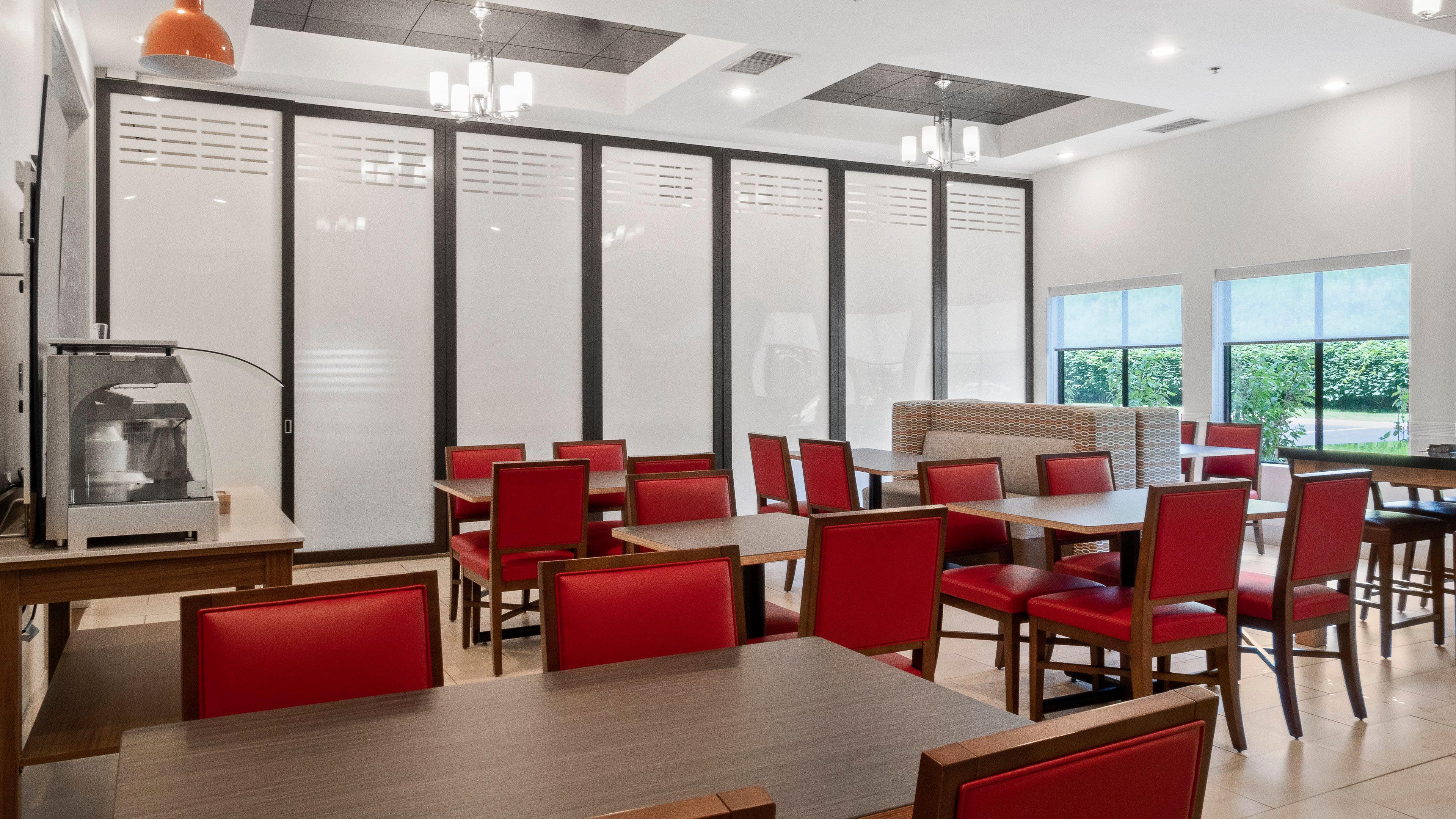 Holiday Inn Express Hotel & Suites Newton Sparta By Ihg Esterno foto