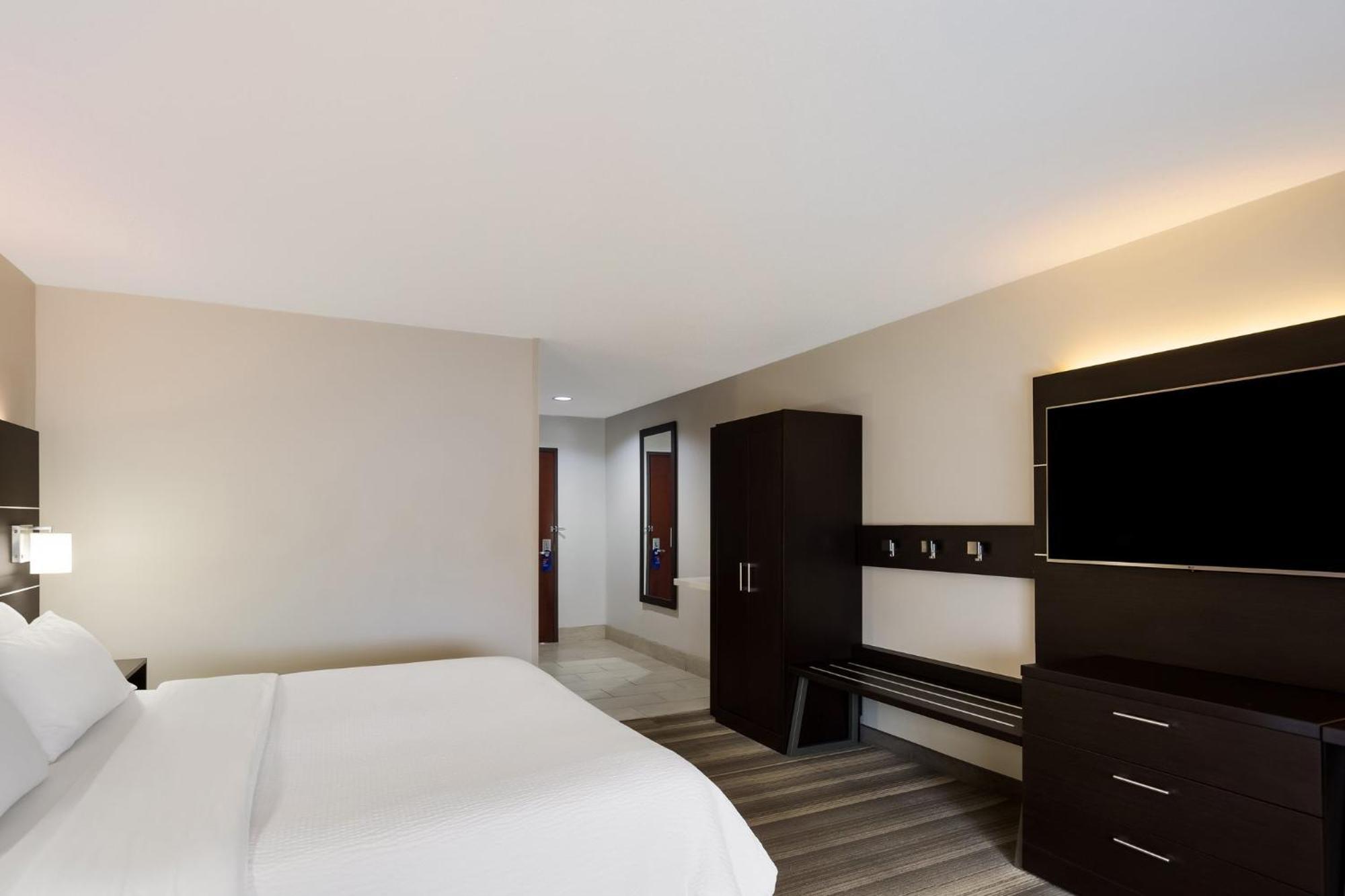 Holiday Inn Express Hotel & Suites Newton Sparta By Ihg Esterno foto