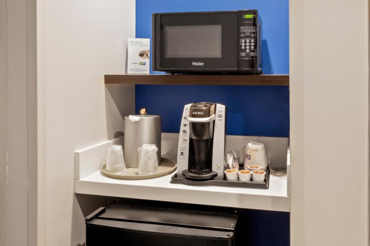 Holiday Inn Express Hotel & Suites Newton Sparta By Ihg Esterno foto