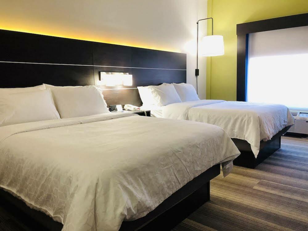 Holiday Inn Express Hotel & Suites Newton Sparta By Ihg Esterno foto
